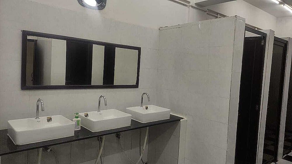 undefined Abuzz Oxfordcaps Shahpur Jat - Campus Accommodation 8