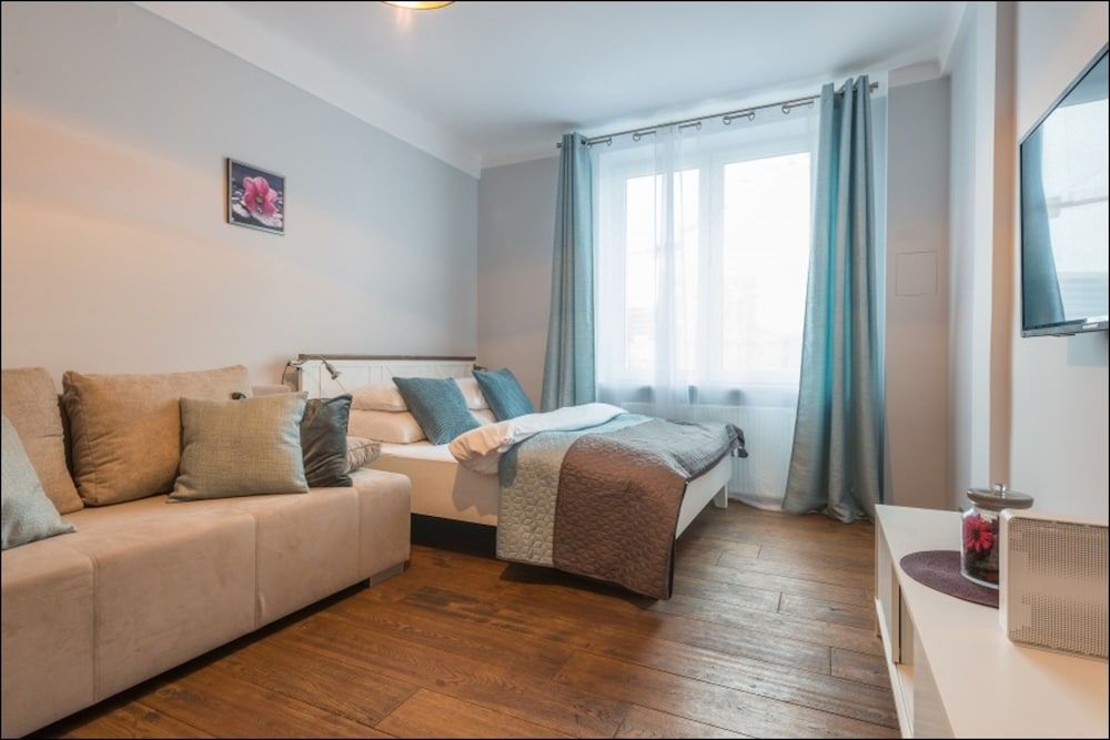 undefined P&O Apartments Chmielna 3 4