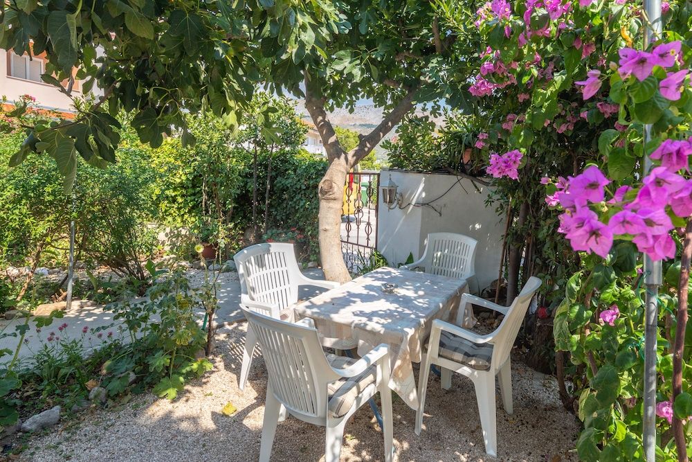 undefined A1 - apt Near Beach With Patio, Parking and Grill 10