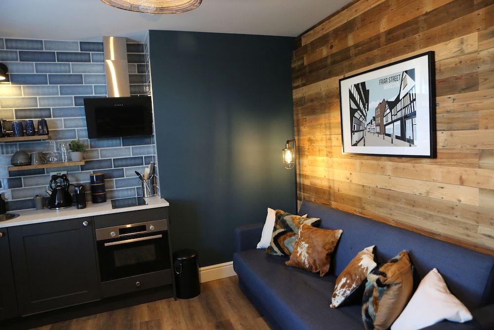 no.12 self check-in apartments Executive Apartment 12