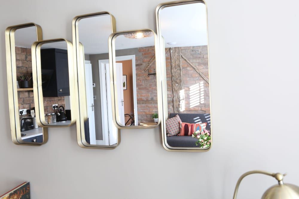 no.12 self check-in apartments Superior Apartment, 1 Bedroom, Refrigerator & Microwave 4