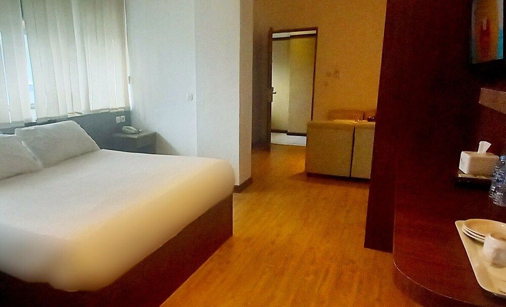 undefined Hotel Aruni Ancol 4