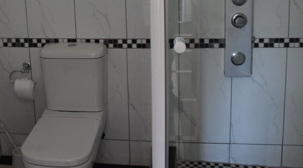 Ekamuti Town lodge Standard Double or Twin Room 4