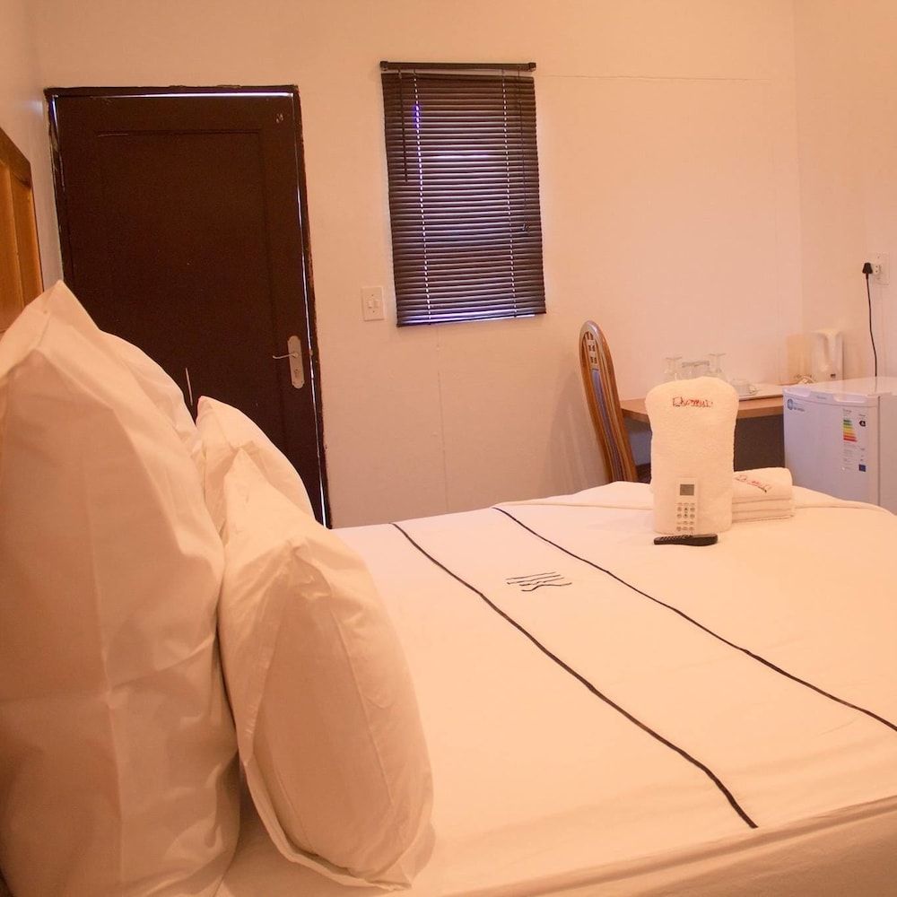 Ekamuti Town lodge Standard Double or Twin Room 2