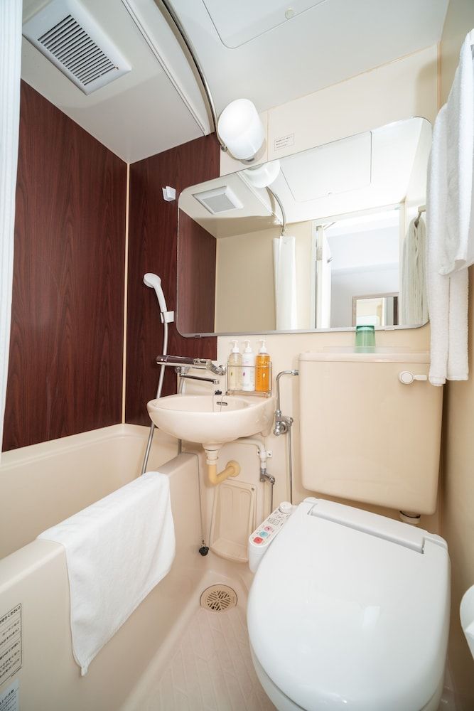 Super Hotel Kobe Business Double Room, Non Smoking 3