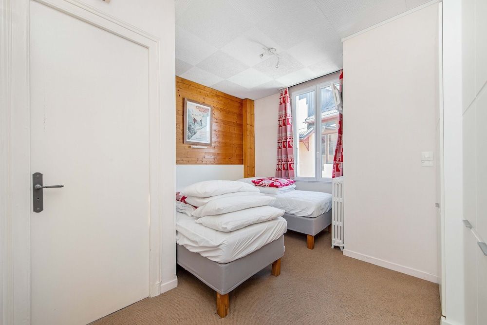 Traditional Twin Room