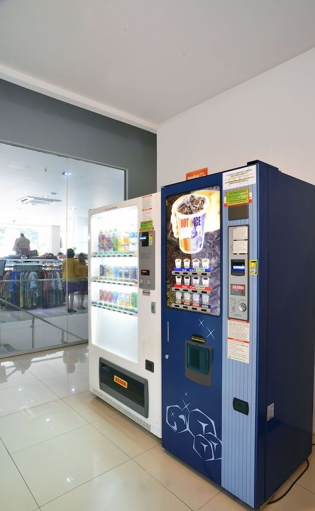 undefined POP! Hotel Tebet Jakarta 10