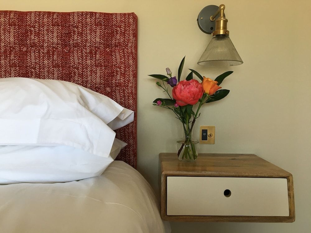 Deluxe Double Room, Ensuite, Sea View (Maelstrom)