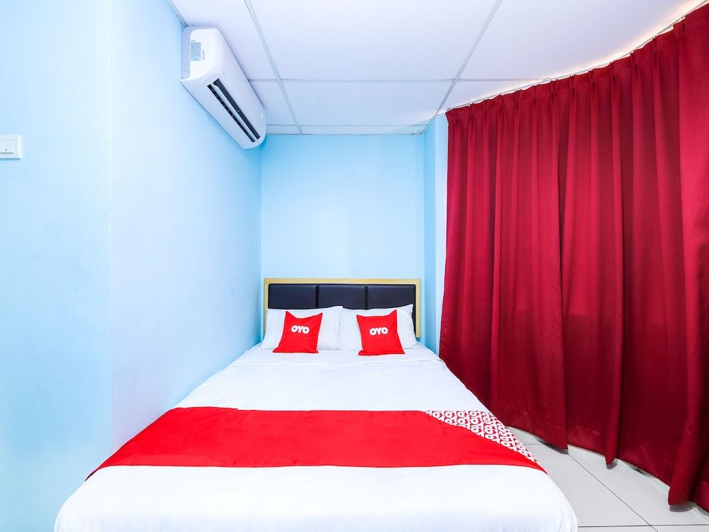 OYO 89842 Hotel 22 Northport Deluxe Double Room