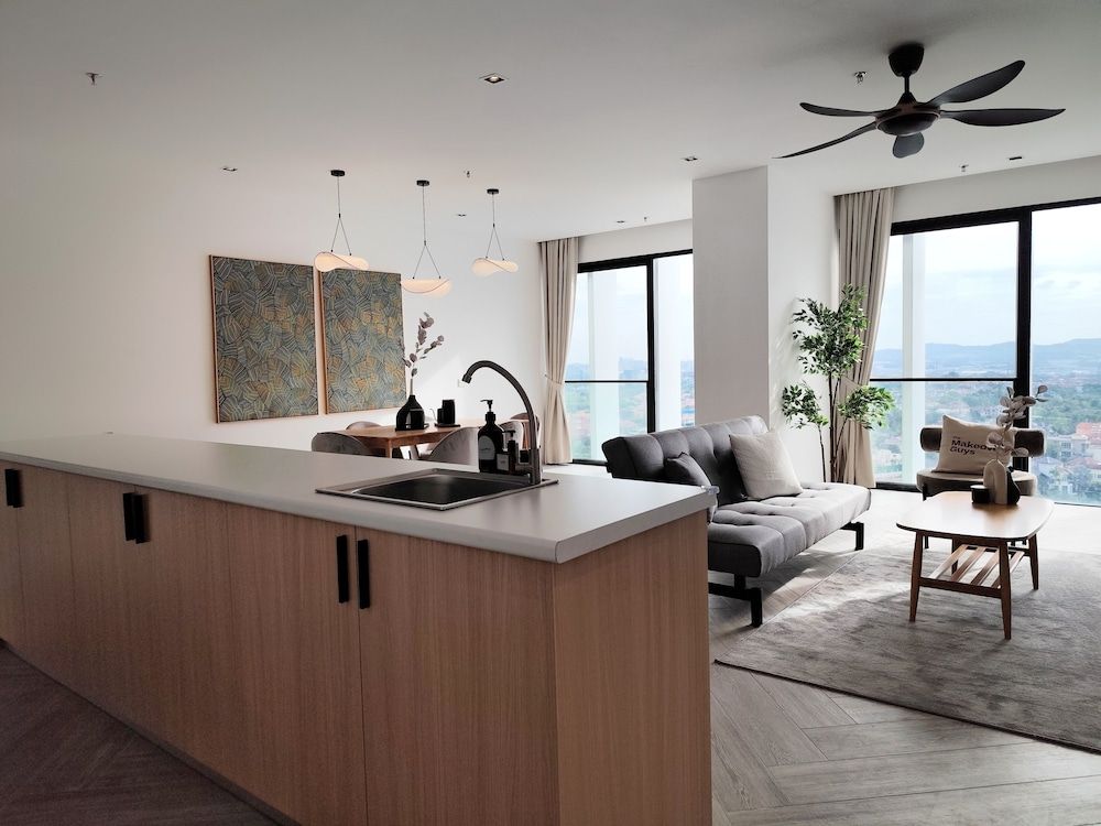 undefined Lumi Tropicana