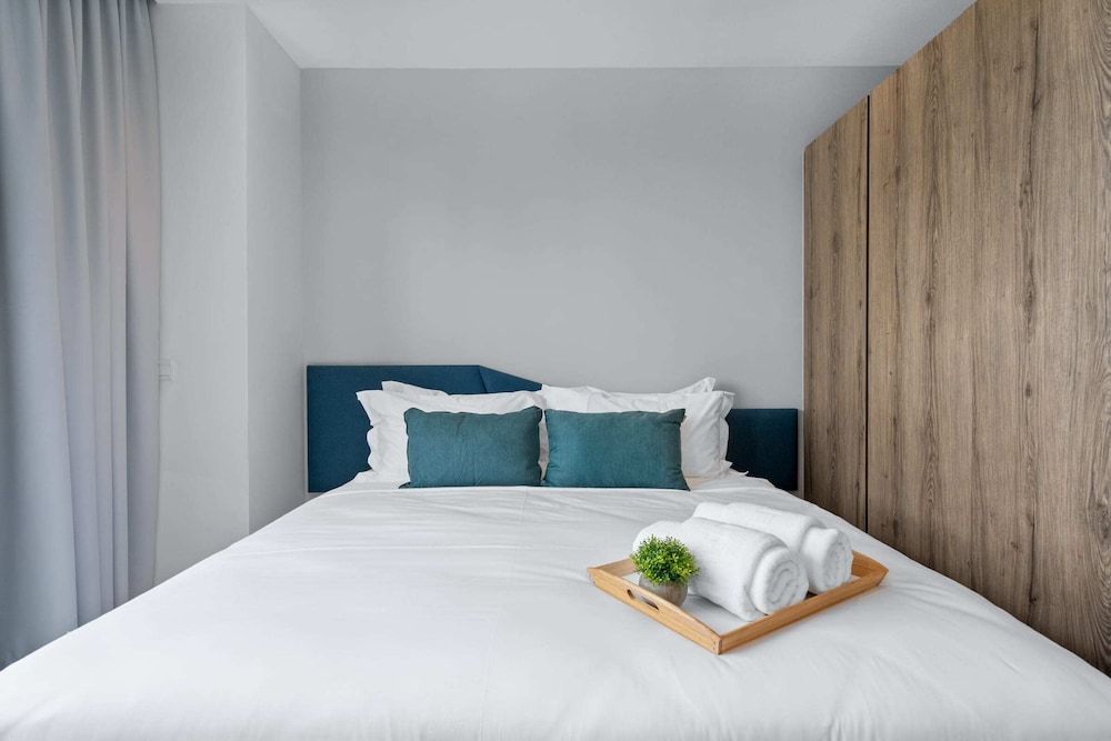 undefined Lumi Tropicana 5