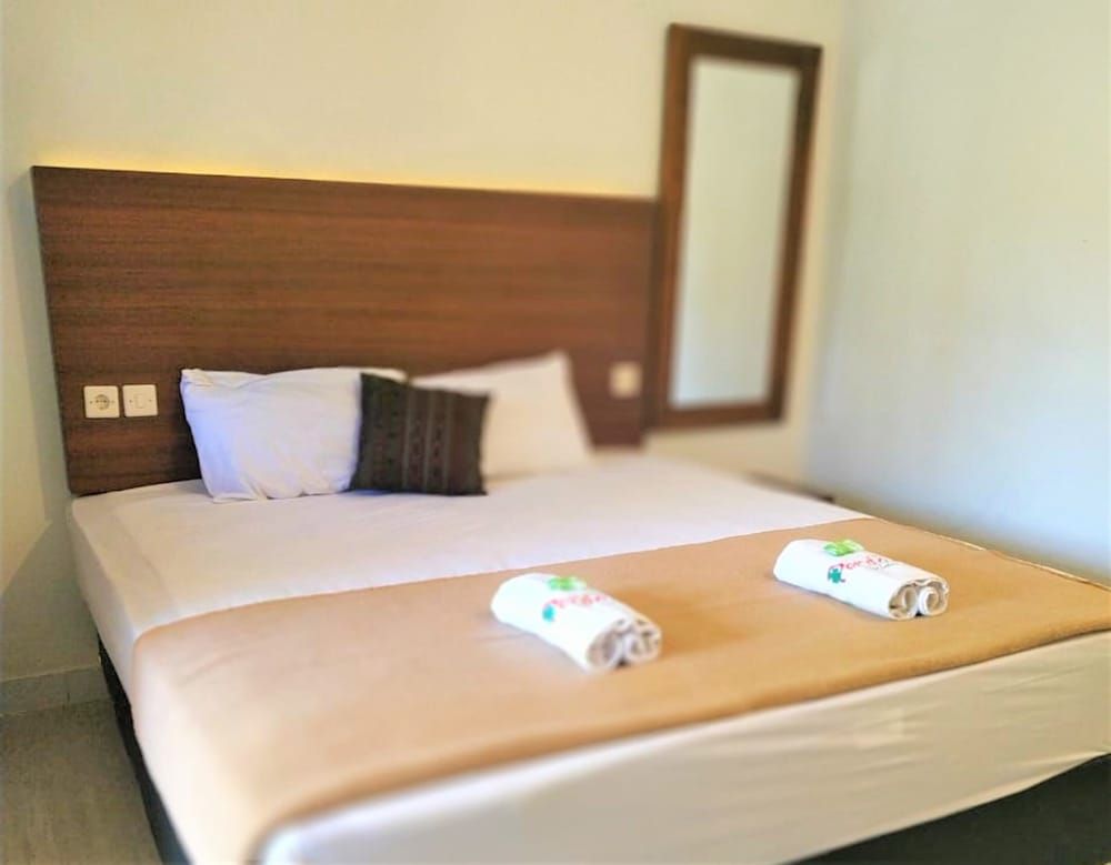 Hotel Perdana Deluxe Double Room 4