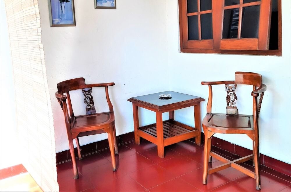 Hotel Perdana Deluxe Twin Room 4