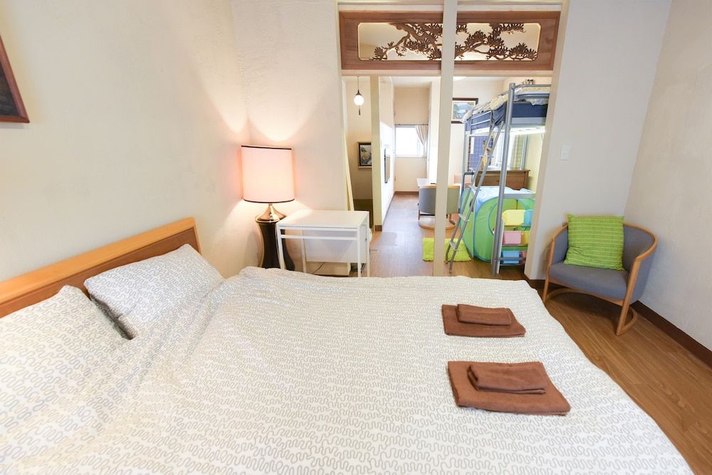 undefined Yoyogi House 4