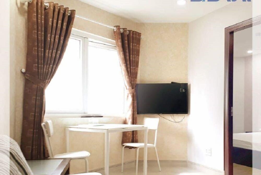 undefined Spacious and Modern II 8