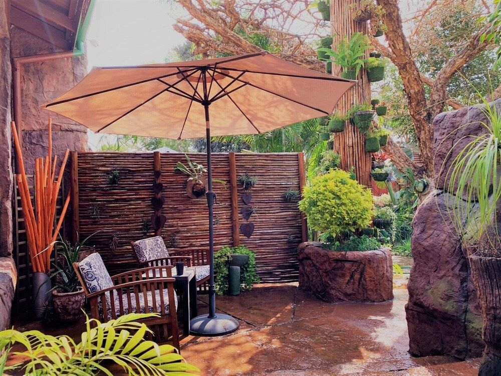 61 On Ireland Deluxe Suite, 1 King Bed 4