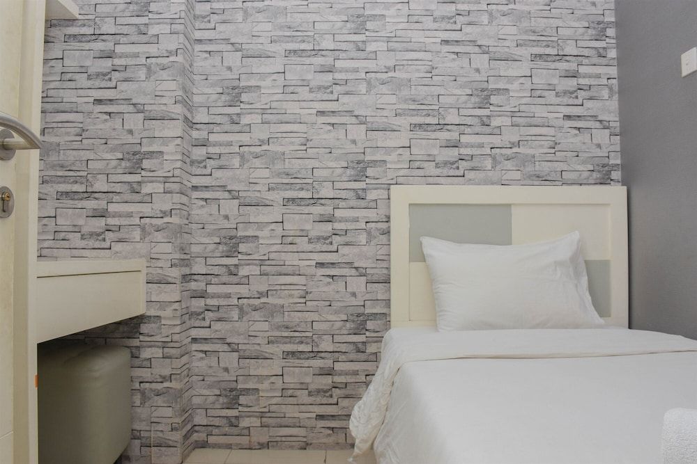 undefined Comfort Living 2Br At Bassura City Apartment 4