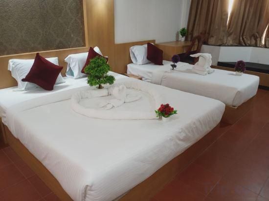 Hotel Kewal EMBER GLOW A C 4