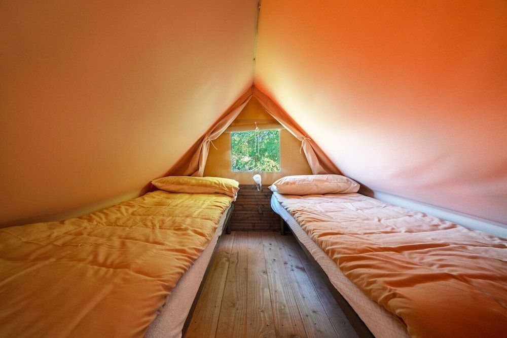 Economy Tent