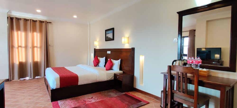 Bandipur Village lnn Deluxe Room 3