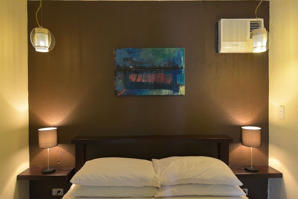 The Lazy Dog Bed & Breakfast Basic Double Room, 1 Queen Bed 5