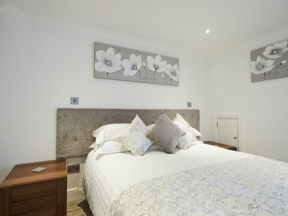 Premium Double or Twin Room, Ensuite