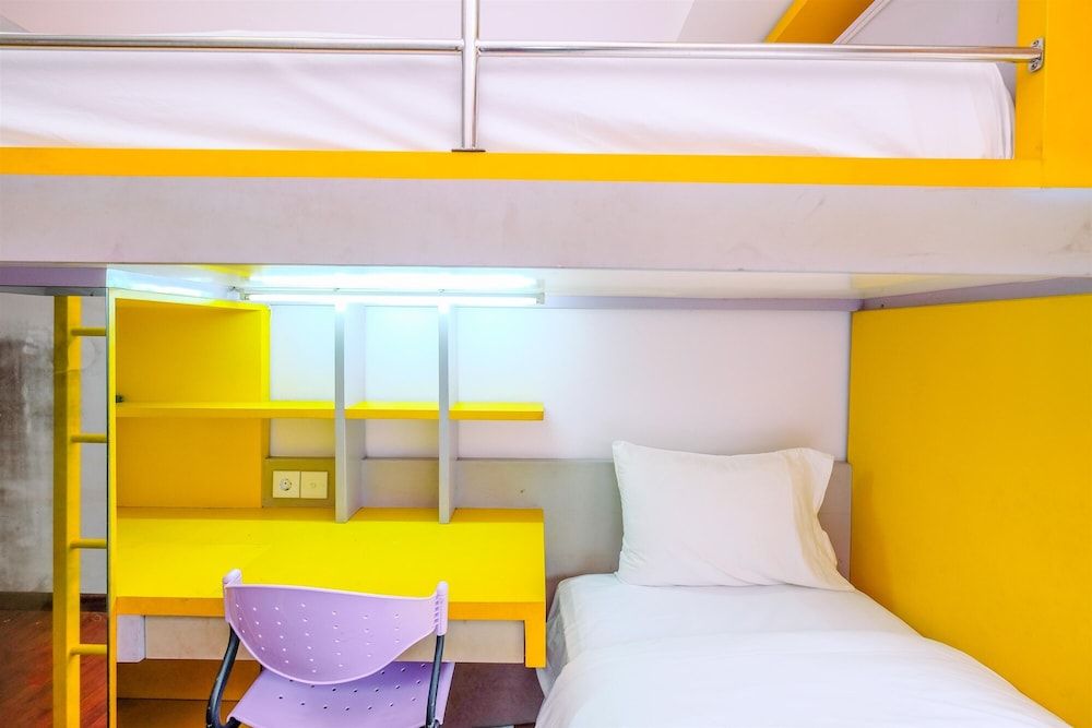 undefined Cozy And Nice 2Br Apartment At Maple Park Sunter 10