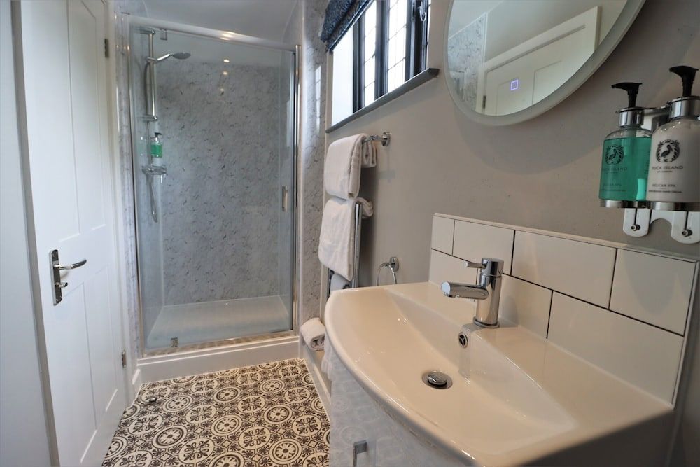 The Marlborough Dedham Luxury Double Room, Ensuite 4