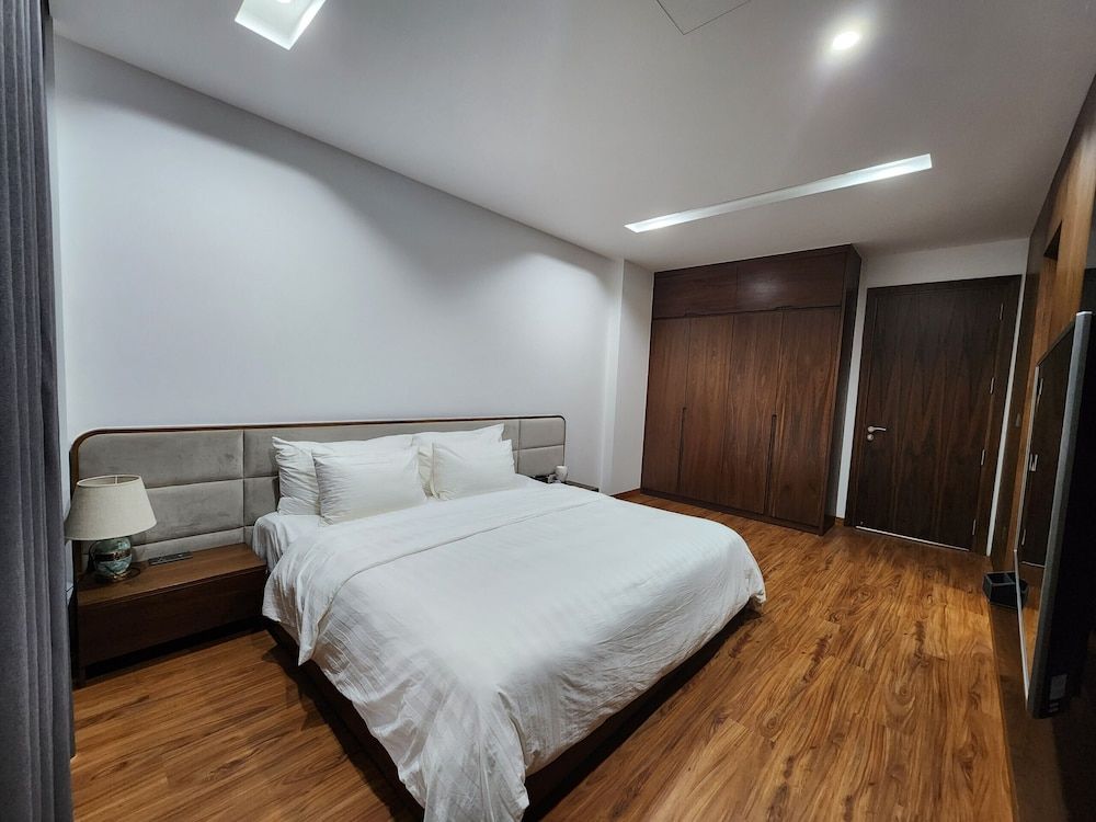 Villa CBT Flamingo Dai Lai Luxury Villa, 4 Bedrooms, Smoking, Hill View 3