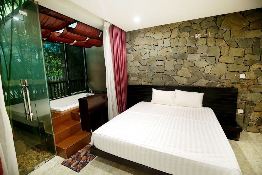 Villa CBT Flamingo Dai Lai Villa, 3 Bedrooms 3