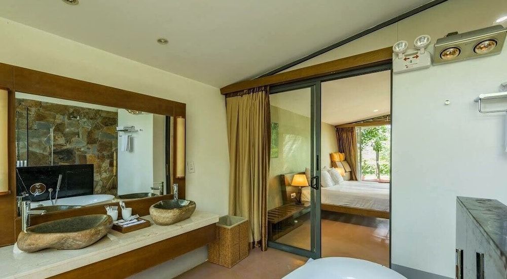 Villa CBT Flamingo Dai Lai Basic Villa 2