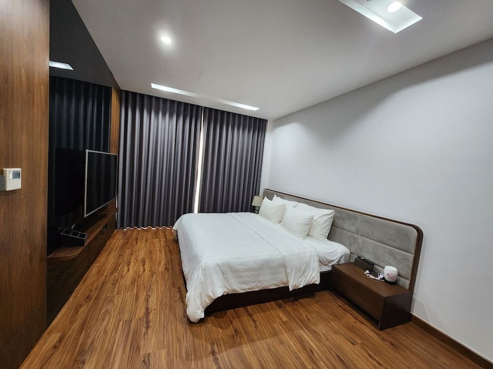 Villa CBT Flamingo Dai Lai Luxury Villa, 4 Bedrooms, Smoking, Hill View 5