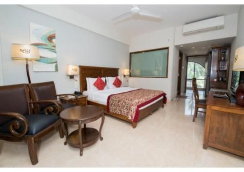 Deluxe Room with Free Airport Pickup and Drop Off-(9AM to 6PM)