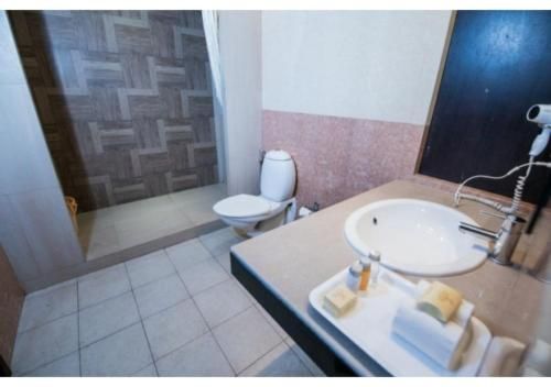 Deluxe Room with Free Airport Pickup and Drop Off-(9AM to 6PM)