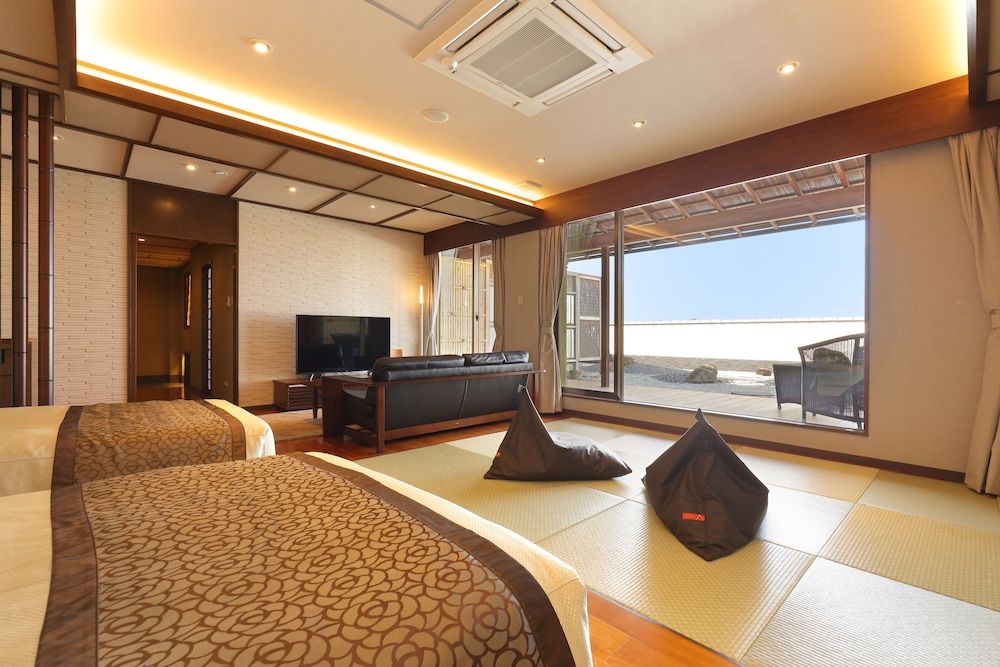 Penthouse Twin room with Open- Air Bath
