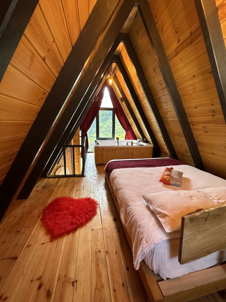 Puleri Suit Bungalow Sana Room