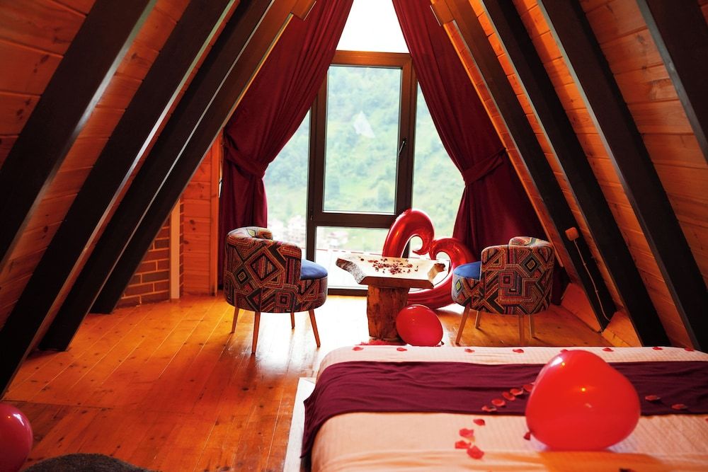 Puleri Suit Bungalow Sana Room 8