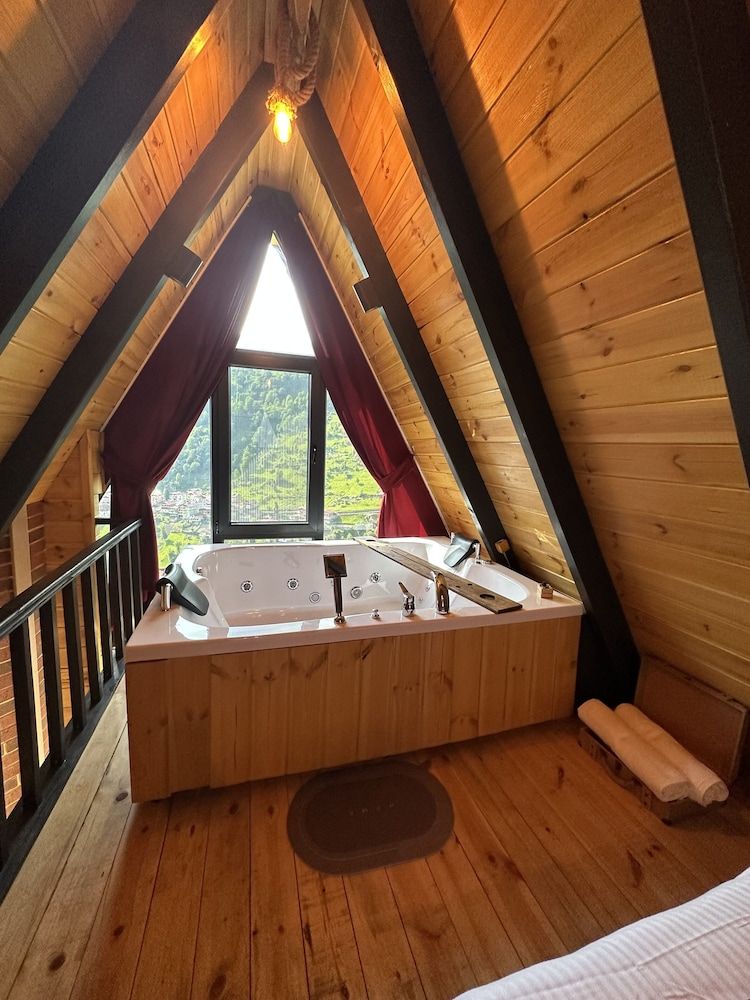 Puleri Suit Bungalow Sana Room 7