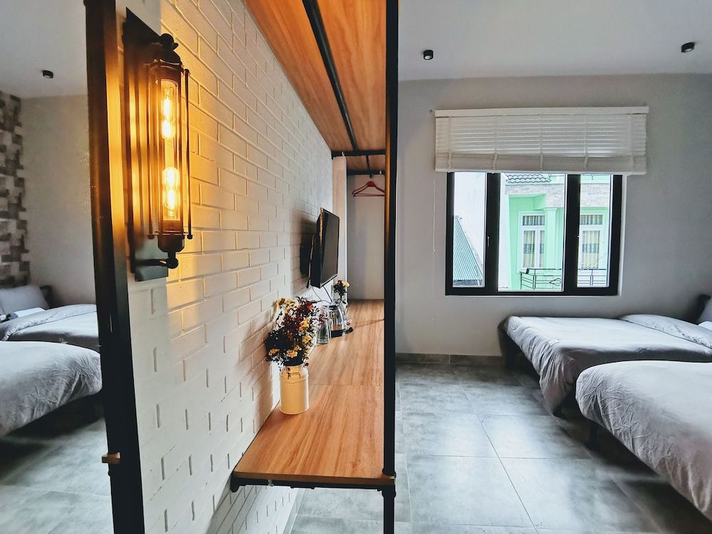 Dalat Che House Family Room 14