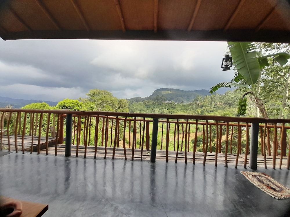 Rainbow Sky Cottage Ella Family Room, 1 Bedroom, Non Smoking, Mountain View 9