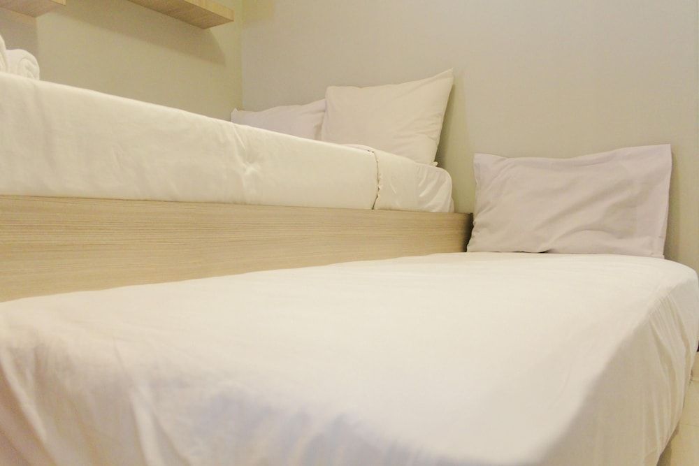 undefined Fresh And Bright Studio Room At Nifarro Park Apartment 5