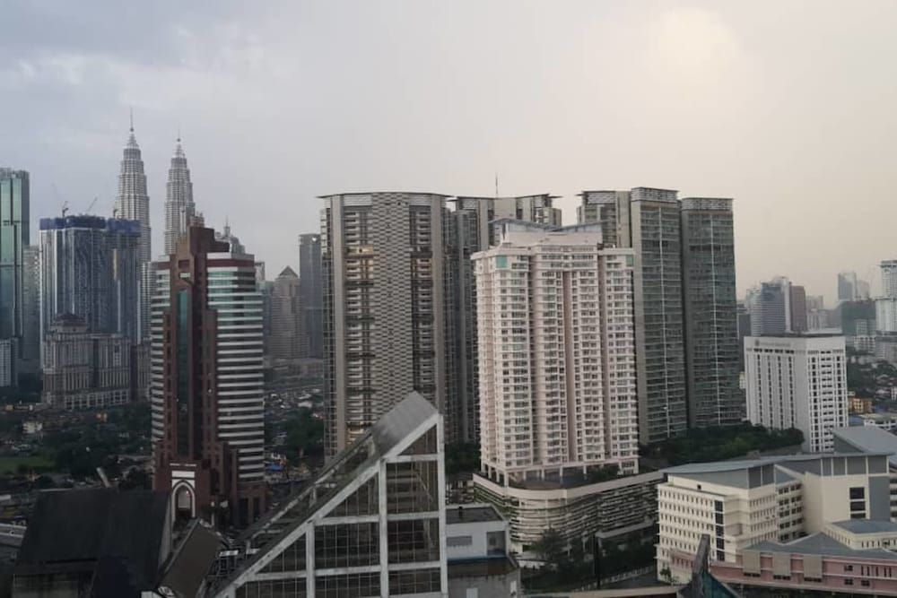 undefined Expressionz Professional Suites by Plush 5