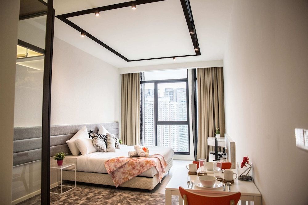 undefined Expressionz Professional Suites by Plush 10