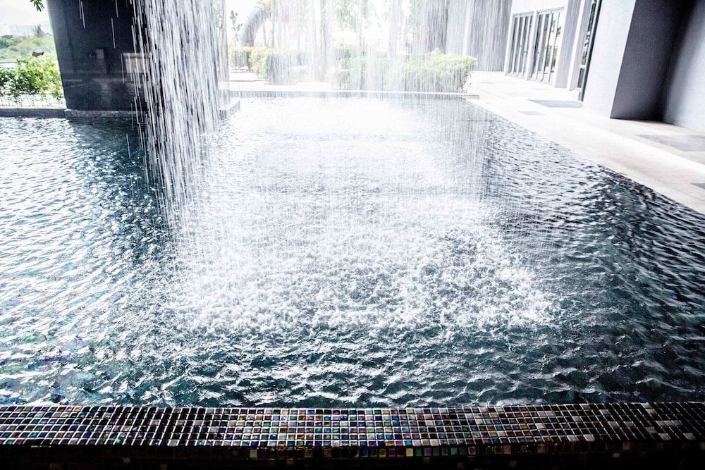 undefined Expressionz Professional Suites by Plush 8