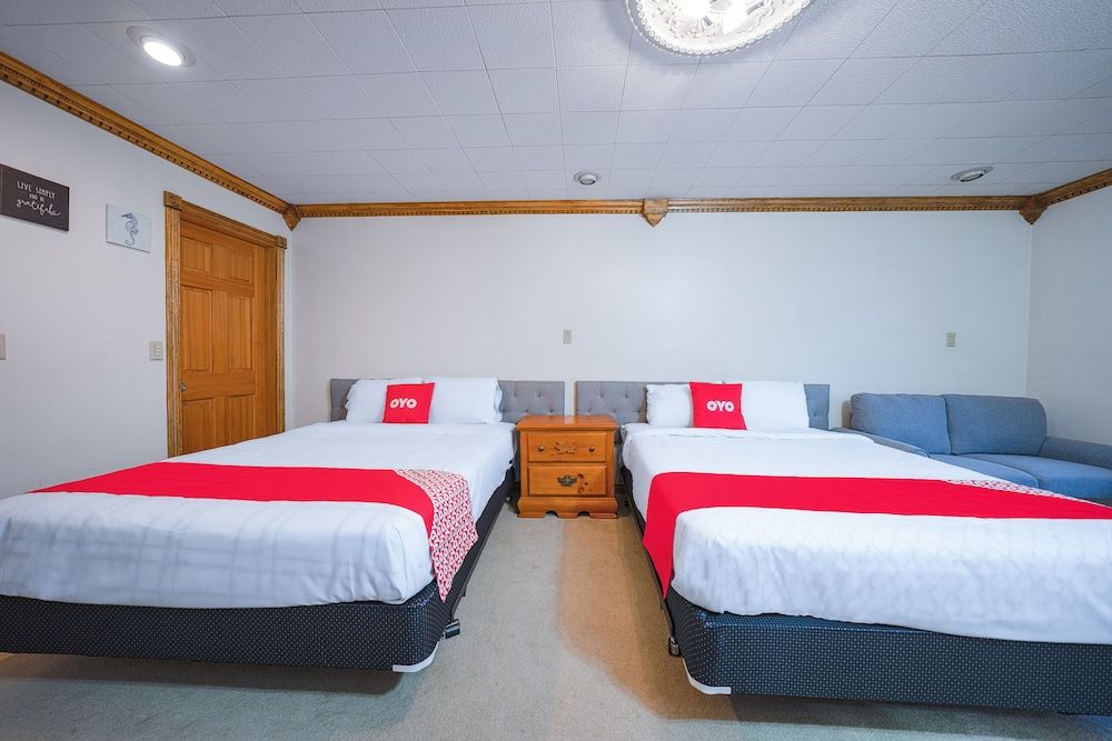 Oyo Hotel Portland Or Near Airport Room, 2 Queen Beds 2