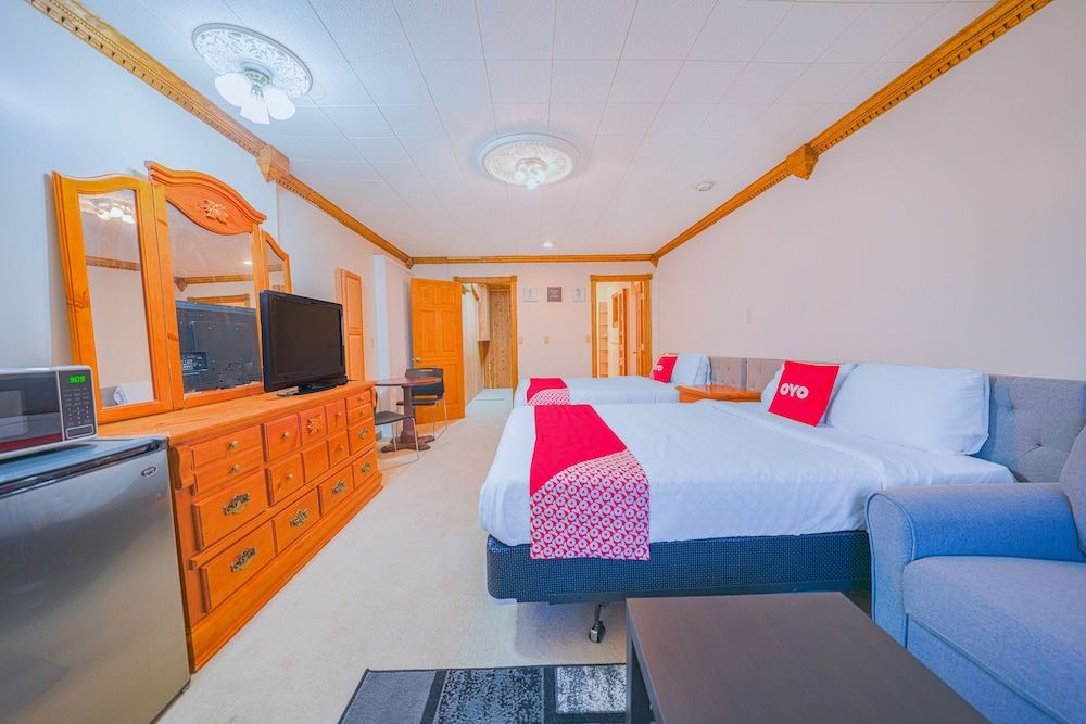 Oyo Hotel Portland Or Near Airport Room, 2 Queen Beds 4