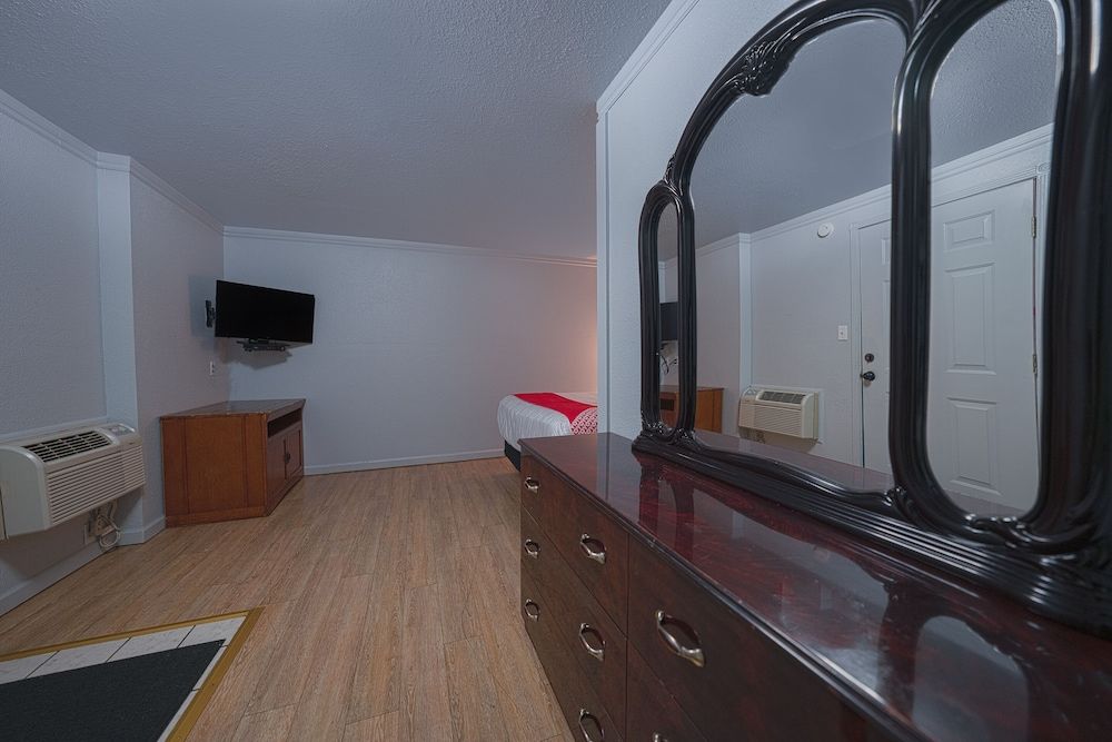 Premium Room, 1 Queen Bed