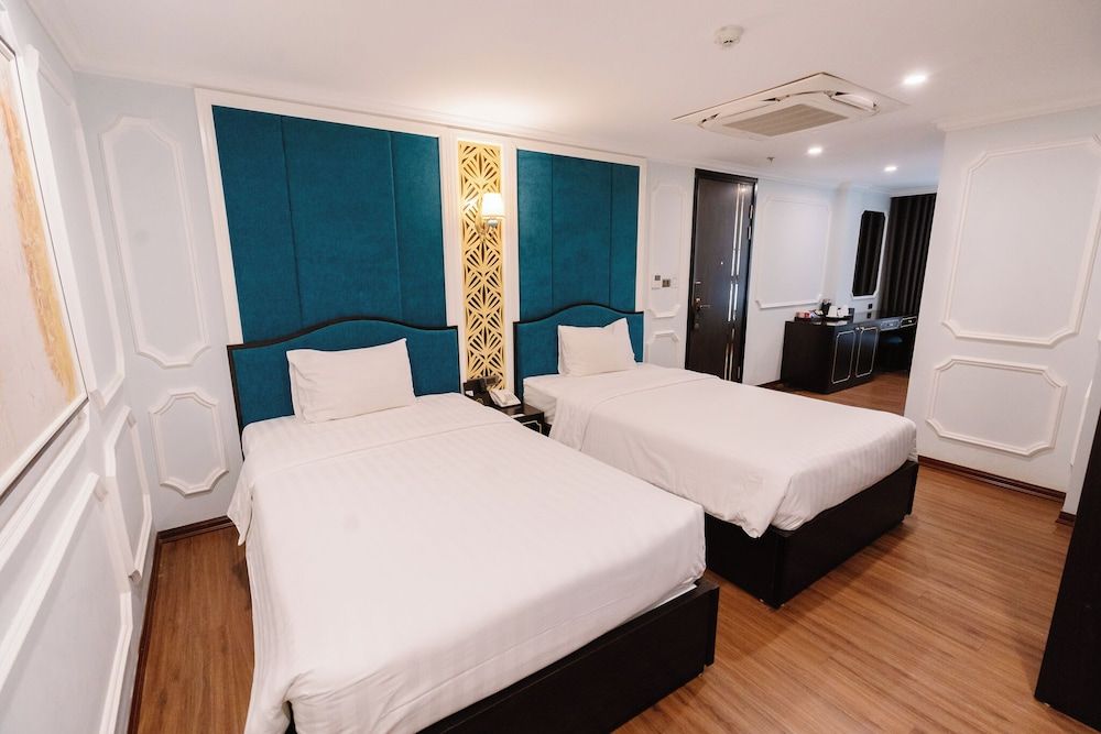 undefined Hồng Vận Hotel 10