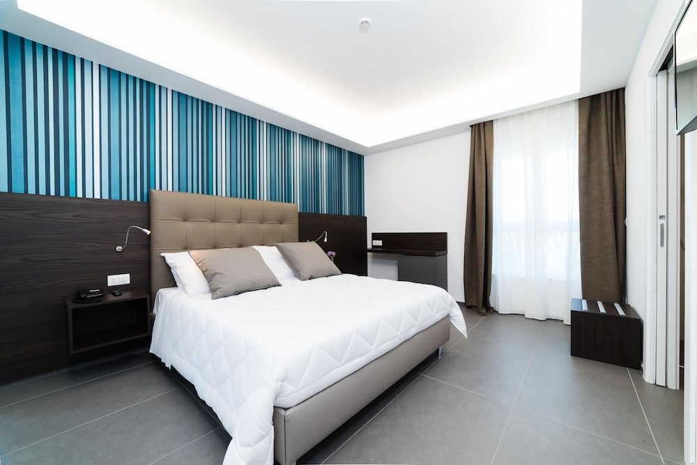 Likò Resort Deluxe Double Room 2