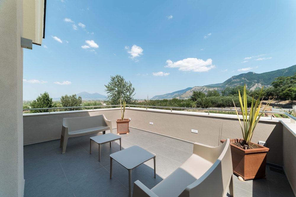 Likò Resort Deluxe Double Room 8